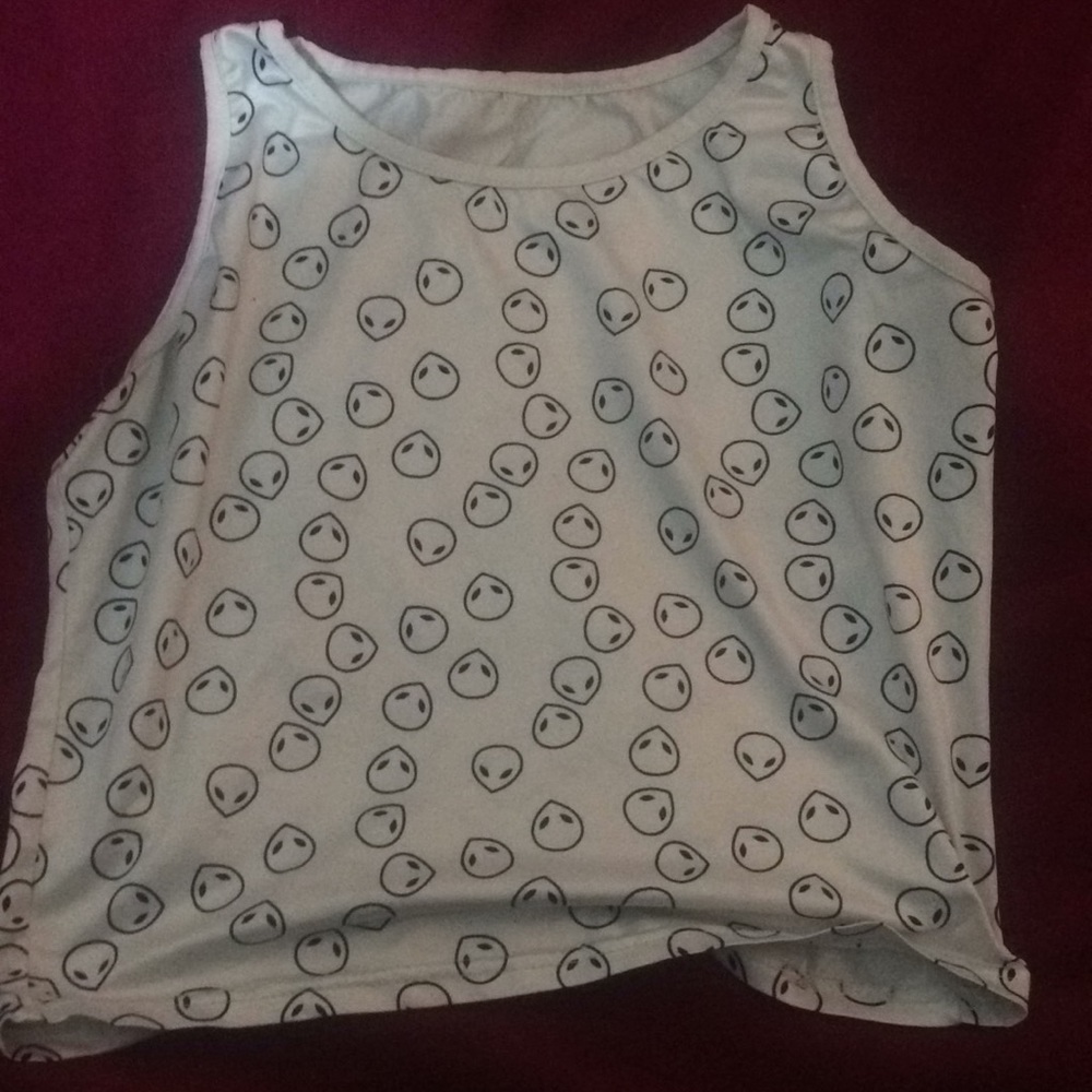 Crop top